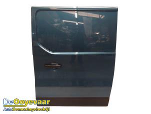 Gebruikte Schuifdeur links Renault Trafic (1FL/2FL/3FL/4FL) 1.6 dCi 125 Twin Turbo Prijs € 399,99 Margeregeling aangeboden door Autodemontagebedrijf De Ooyevaar