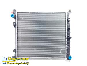 Gebruikte Radiateur Mercedes GLE (W166) 250d 2.0 Prijs € 125,00 Margeregeling aangeboden door Autodemontagebedrijf De Ooyevaar