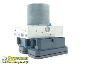 Gebruikte ABS Pomp Mercedes EQS (X296) 450+ 108/118 kWh Prijs € 999,99 Margeregeling aangeboden door Autodemontagebedrijf De Ooyevaar