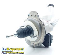 Gebruikte Rembooster Mercedes EQS (X296) 450+ 108/118 kWh Prijs € 425,00 Margeregeling aangeboden door Autodemontagebedrijf De Ooyevaar