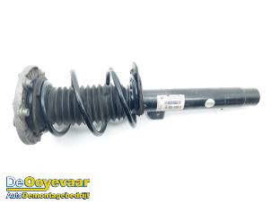 Gebruikte Mac Phersonpoot rechts-voor BMW 4 serie Gran Coupe (F36) 420i 2.0 TwinPower Turbo 16V Prijs € 59,99 Margeregeling aangeboden door Autodemontagebedrijf De Ooyevaar