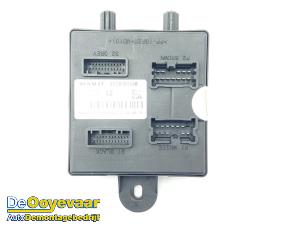 Gebruikte Emergency module Renault Twingo III (AH) 1.0 SCe 75 12V Prijs € 75,00 Margeregeling aangeboden door Autodemontagebedrijf De Ooyevaar