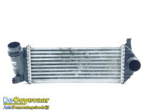 Gebruikte Intercooler Renault Kangoo Express (FW) 1.5 dCi 75 FAP Prijs € 39,99 Margeregeling aangeboden door Autodemontagebedrijf De Ooyevaar