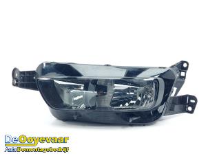 Gebruikte Koplamp links Citroen C4 Picasso (3D/3E) 1.2 12V PureTech 130 Prijs € 159,99 Margeregeling aangeboden door Autodemontagebedrijf De Ooyevaar