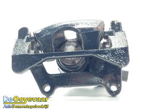 Gebruikte Remklauw (Tang) links-achter Audi S4 Avant (B8) S4 3.0 TFSI V6 24V Prijs € 79,99 Margeregeling aangeboden door Autodemontagebedrijf De Ooyevaar