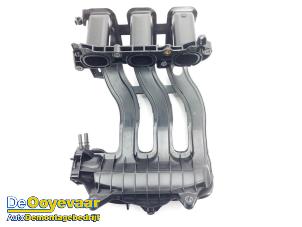 Gebruikte Spruitstuk Inlaat Opel Crossland (X) 1.2 12V Prijs € 49,99 Margeregeling aangeboden door Autodemontagebedrijf De Ooyevaar