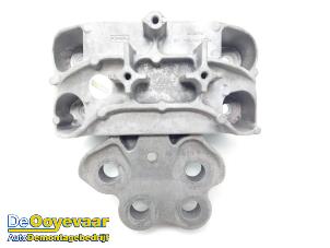 Gebruikte Motorsteun Ford Transit Custom 2.0 EcoBlue 136 Prijs € 69,99 Margeregeling aangeboden door Autodemontagebedrijf De Ooyevaar