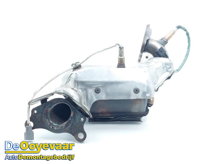 Gebruikte Katalysator Renault Clio IV (5R) 0.9 Energy TCE 90 12V Prijs € 149,99 Margeregeling aangeboden door Autodemontagebedrijf De Ooyevaar