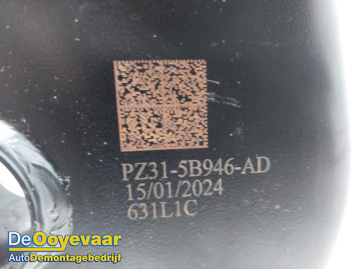 Draagarm rechts-achter van een Ford Transit Custom 2.0 EcoBlue 136 2024