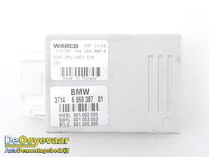 Gebruikte Luchtvering module BMW X5 (F15) xDrive 40e 2.0 Prijs € 149,99 Margeregeling aangeboden door Autodemontagebedrijf De Ooyevaar