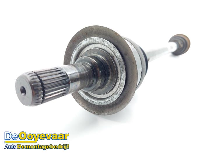 Aandrijfas rechts-achter van een BMW X5 (F15) xDrive 40e 2.0 2016