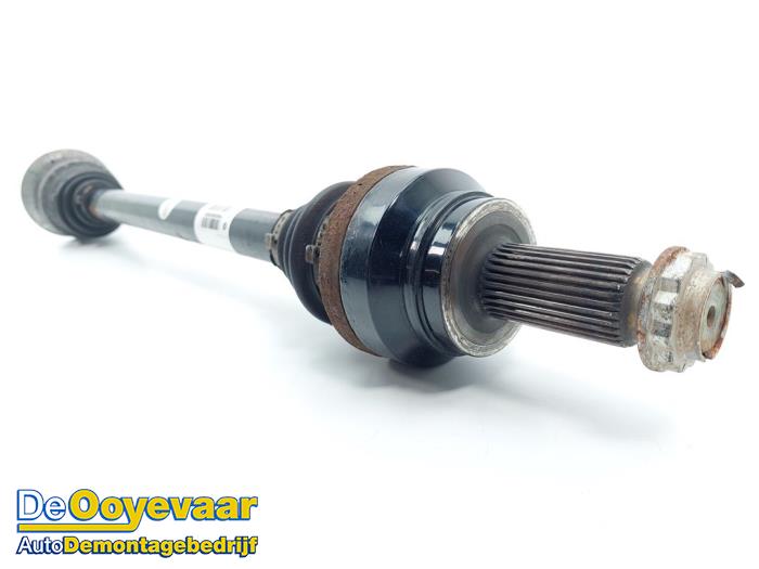 Aandrijfas rechts-achter van een BMW X5 (F15) xDrive 40e 2.0 2016