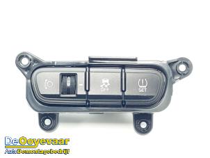 Gebruikte Cockpit dimmer Kia Picanto (JA) 1.0 12V Prijs € 29,99 Margeregeling aangeboden door Autodemontagebedrijf De Ooyevaar