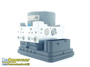 Gebruikte ABS Pomp Mini Mini (F56) 1.5 12V Cooper Prijs € 275,00 Margeregeling aangeboden door Autodemontagebedrijf De Ooyevaar