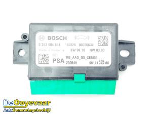 Gebruikte Module PDC Peugeot 308 SW (L4/L9/LC/LJ/LR) 1.2 12V e-THP PureTech 130 Prijs € 19,99 Margeregeling aangeboden door Autodemontagebedrijf De Ooyevaar