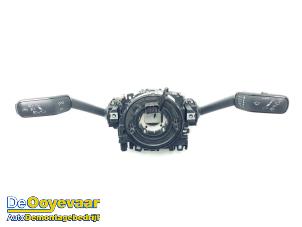 Gebruikte Combischakelaar Stuurkolom Volkswagen Golf VII (AUA) 2.0 TDI 16V Prijs € 49,99 Margeregeling aangeboden door Autodemontagebedrijf De Ooyevaar