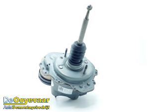 Gebruikte Rembekrachtiger Audi A3 Sportback (8YA) 1.5 35 TFSI 16V Mild Hybrid Prijs € 499,99 Margeregeling aangeboden door Autodemontagebedrijf De Ooyevaar