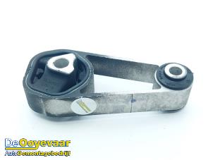 Gebruikte Motorsteun Dacia Spring 45 Prijs € 39,99 Margeregeling aangeboden door Autodemontagebedrijf De Ooyevaar