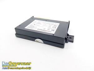 Gebruikte Emergency module Mercedes CLA (118.3) 1.3 CLA-180 Turbo 16V Prijs € 39,99 Margeregeling aangeboden door Autodemontagebedrijf De Ooyevaar