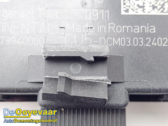 Centrale Deurvergrendelings Module van een Volkswagen Caddy Cargo V (SBA/SBH) 2.0 TDI BlueMotionTechnology 2024