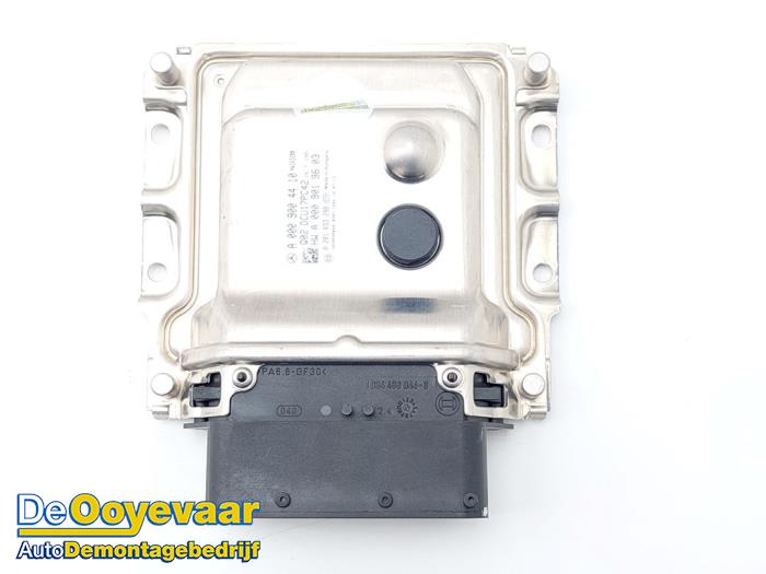 Gebruikte Computer Adblue Mercedes E (W213) E-350d 3.0 V6 24V Prijs € 75,00 Margeregeling aangeboden door Autodemontagebedrijf De Ooyevaar