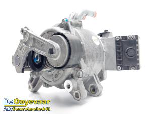 Gebruikte Dynamo Kia Niro I (DE) 1.6 GDI Hybrid Prijs € 99,99 Margeregeling aangeboden door Autodemontagebedrijf De Ooyevaar