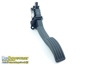 Gebruikte Gaspedaal Polestar Polestar 2 69/70kWh EV Single Standard Range Prijs € 49,99 Margeregeling aangeboden door Autodemontagebedrijf De Ooyevaar