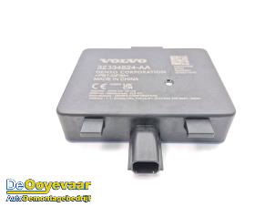 Gebruikte Module keyless vehicle Polestar Polestar 2 69/70kWh EV Single Standard Range Prijs € 125,00 Margeregeling aangeboden door Autodemontagebedrijf De Ooyevaar