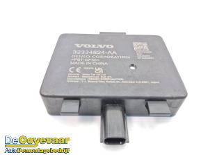 Gebruikte Module keyless vehicle Polestar Polestar 2 69/70kWh EV Single Standard Range Prijs € 125,00 Margeregeling aangeboden door Autodemontagebedrijf De Ooyevaar