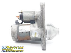 Gebruikte Startmotor Nissan Qashqai (J10) 2.0 16V Prijs € 19,99 Margeregeling aangeboden door Autodemontagebedrijf De Ooyevaar