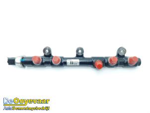 Gebruikte Verstuiver brug Renault Master III (EV/HV/UV/VA/VB/VD/VF/VG/VJ) 2.3 dCi 145 16V FWD Prijs € 99,99 Margeregeling aangeboden door Autodemontagebedrijf De Ooyevaar