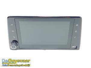 Gebruikte Display Multi Media regelunit Peugeot Partner (EA//EF/EN/EU) 1.5 BlueHDi 75 Prijs € 225,00 Margeregeling aangeboden door Autodemontagebedrijf De Ooyevaar