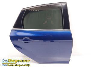 Gebruikte Deur 4Deurs rechts-achter Ford Focus 3 1.0 Ti-VCT EcoBoost 12V 125 Prijs € 149,99 Margeregeling aangeboden door Autodemontagebedrijf De Ooyevaar