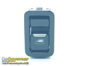 Gebruikte Raam schakelaar elektrisch Aiways U5 63 kWh Standard Prijs € 29,99 Margeregeling aangeboden door Autodemontagebedrijf De Ooyevaar