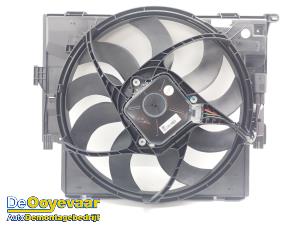 Gebruikte Koelvin BMW 3 serie Touring (F31) 320d 2.0 16V EfficientDynamicsEdition Prijs € 49,99 Margeregeling aangeboden door Autodemontagebedrijf De Ooyevaar