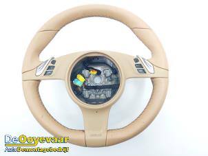 Gebruikte Stuurwiel Porsche Cayenne II (92A) 3.6 24V Prijs € 199,99 Margeregeling aangeboden door Autodemontagebedrijf De Ooyevaar