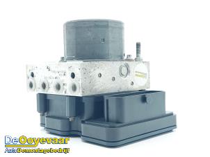 Gebruikte ABS Pomp Mercedes A (W176) 1.8 A-180 CDI 16V Autom. Prijs € 69,99 Margeregeling aangeboden door Autodemontagebedrijf De Ooyevaar