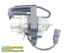 Gebruikte Vacuumpomp Rembekrachtiging BMW 3 serie (G20) 330e xDrive 2.0 TwinPower Turbo 16V Prijs € 119,99 Margeregeling aangeboden door Autodemontagebedrijf De Ooyevaar