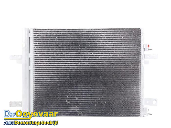 Gebruikte Airco Condensor Peugeot 308 (L3/L8/LB/LH/LP) 1.2 12V e-THP PureTech 110 Prijs € 49,99 Margeregeling aangeboden door Autodemontagebedrijf De Ooyevaar