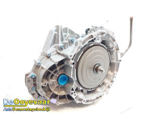 Gebruikte Automaatbak Mercedes A (W176) 1.6 A-160 16V Prijs € 599,99 Margeregeling aangeboden door Autodemontagebedrijf De Ooyevaar