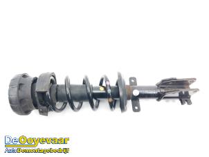 Gebruikte Schokdemperpoot links-voor Renault Trafic (1FL/2FL/3FL/4FL) 1.6 dCi 125 Twin Turbo Prijs € 59,99 Margeregeling aangeboden door Autodemontagebedrijf De Ooyevaar