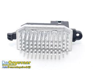 Gebruikte Kachel Weerstand Dacia Spring Cargo 65 Prijs € 49,99 Margeregeling aangeboden door Autodemontagebedrijf De Ooyevaar