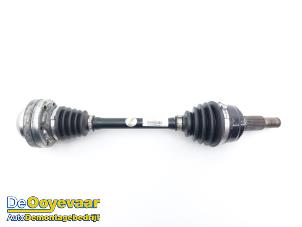 Gebruikte Homokineetas rechts-voor Porsche Cayenne II (92A) 3.6 24V Prijs € 299,99 Margeregeling aangeboden door Autodemontagebedrijf De Ooyevaar