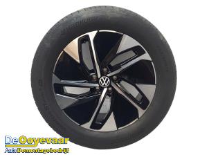 Gebruikte Velg + Band Volkswagen ID.4 (E21) Performance 77 kWh Prijs € 125,00 Margeregeling aangeboden door Autodemontagebedrijf De Ooyevaar