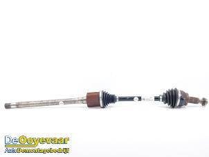 Gebruikte Aandrijfas rechts-voor Jaguar F-Pace 2.0 D 180 16V AWD Prijs € 289,99 Margeregeling aangeboden door Autodemontagebedrijf De Ooyevaar