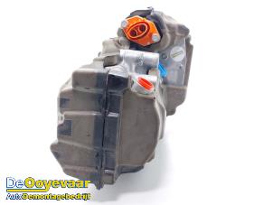 Gebruikte Aircopomp Renault Megane E-Tech (RCB) 40 kWh Prijs € 749,99 Margeregeling aangeboden door Autodemontagebedrijf De Ooyevaar