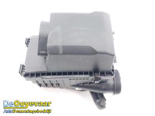 Gebruikte Luchtfilterhuis Kia Rio IV (YB) 1.0i T-GDi 100 12V Prijs € 39,99 Margeregeling aangeboden door Autodemontagebedrijf De Ooyevaar