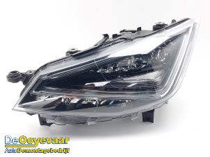 Gebruikte Linker Koplamp Seat Arona (KJX) 1.0 TSI 12V Prijs € 799,99 Margeregeling aangeboden door Autodemontagebedrijf De Ooyevaar