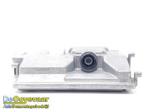 Gebruikte Camera voorzijde Porsche Panamera (970) 3.0 D V6 24V Prijs € 99,99 Margeregeling aangeboden door Autodemontagebedrijf De Ooyevaar