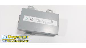 Gebruikte Radio condensator Mazda CX-5 II (KF) 2.0 SkyActiv-G 165 16V 2WD Prijs € 29,99 Margeregeling aangeboden door Autodemontagebedrijf De Ooyevaar